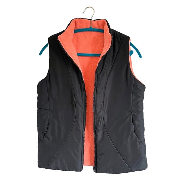 Carolyn Taylor Reversible Zip Up Fleece and Puffer Vest - Picture 10 of 14